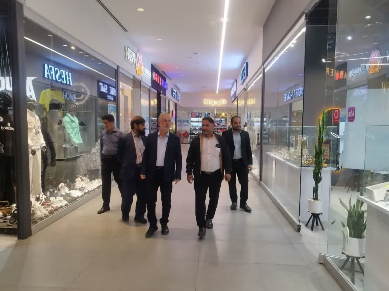 بازدید سرزده از دیپلمات سنتر بروجرد در پیگیری مطالبات مردمی انجام شد.